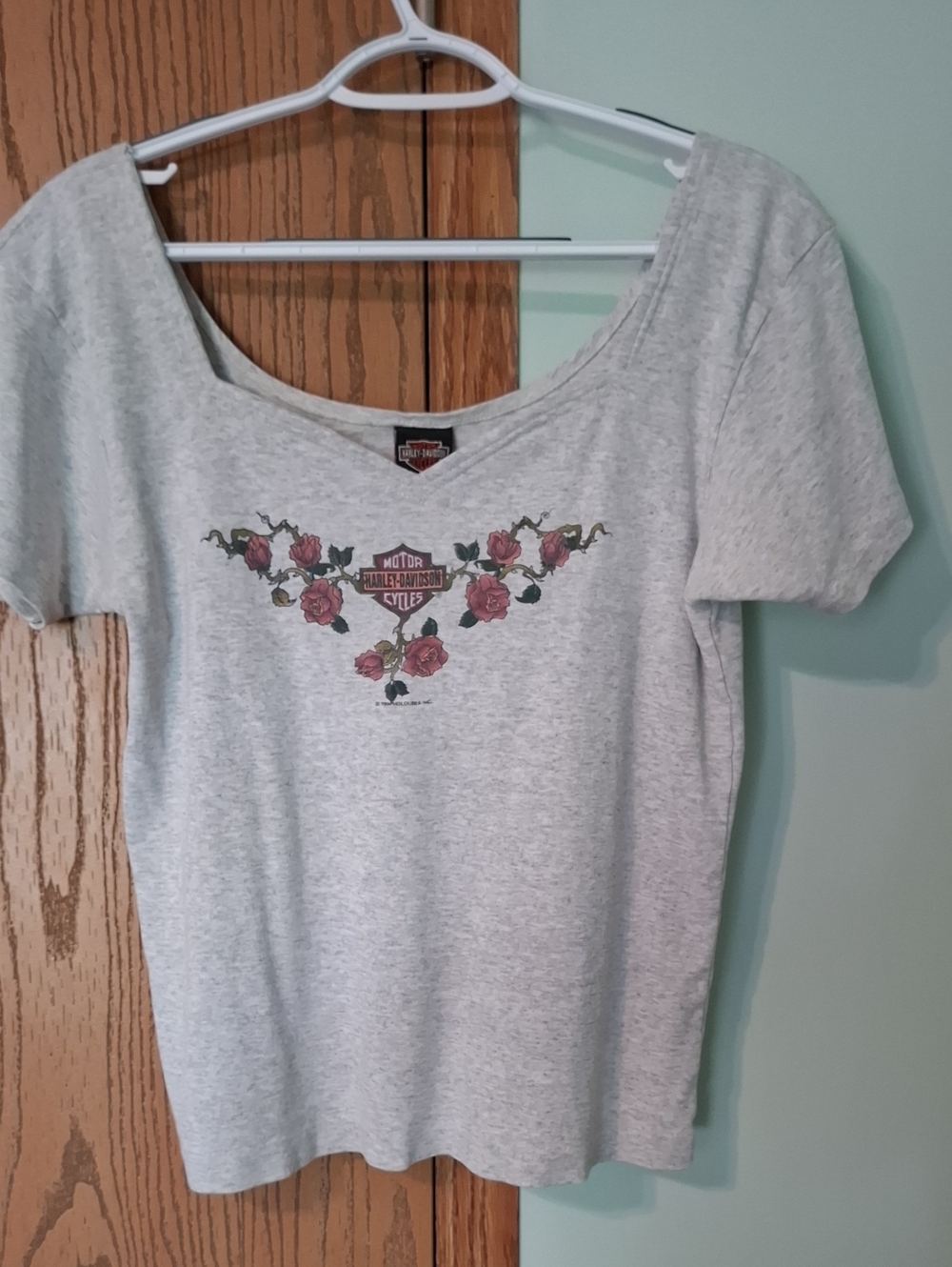 Harley-Davidson Heather Gray Scoop Neck Tee with Rose Vine Graphic